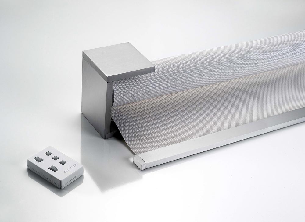 Roleta materiałowa Q 109 zasilana bateriami